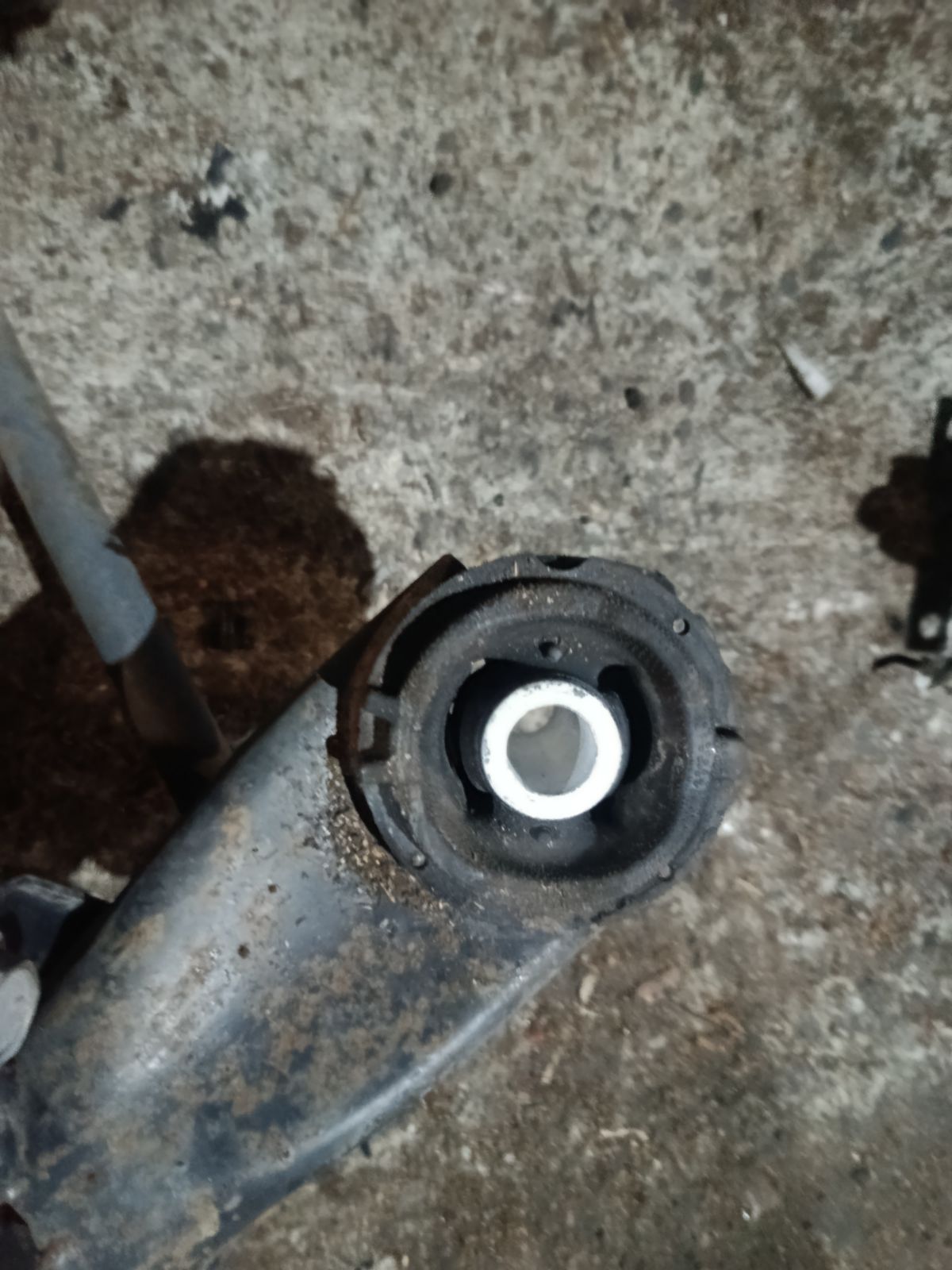 Балка подвески на Toyota Crown GRS180 4GR-FSE Фото 4