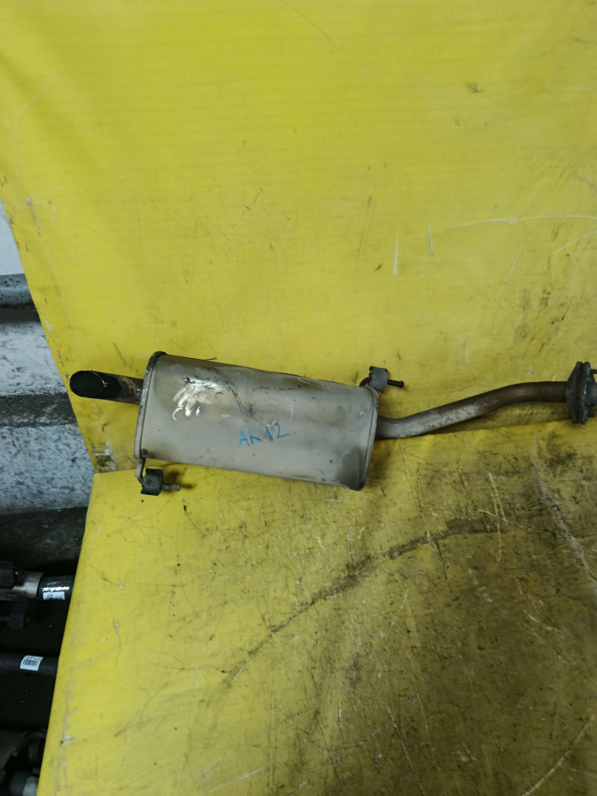 Глушитель на Nissan March AK12 CR12DE Фото 4