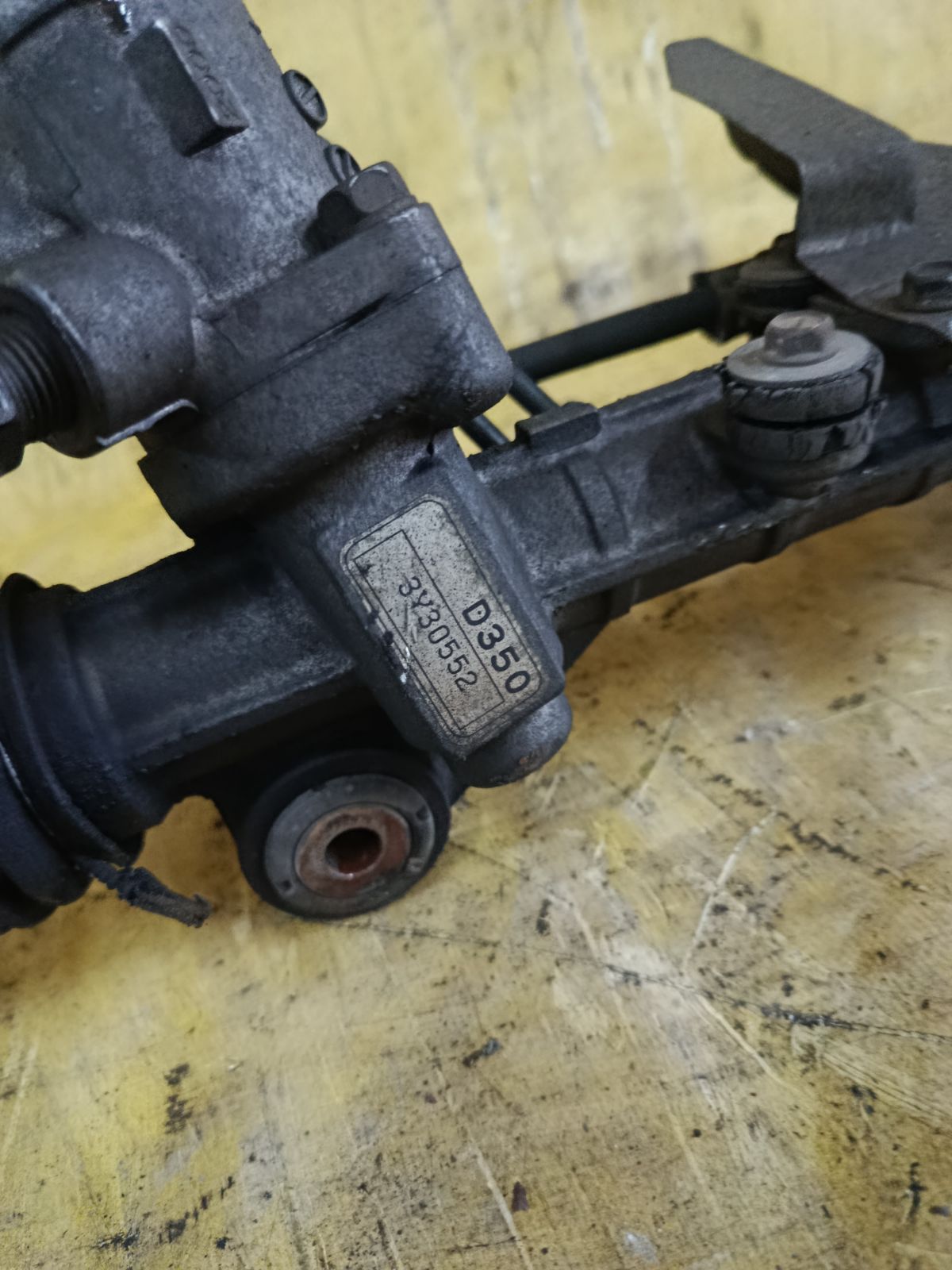 Рулевая рейка на Mazda Demio DY5W ZY-VE Фото 4