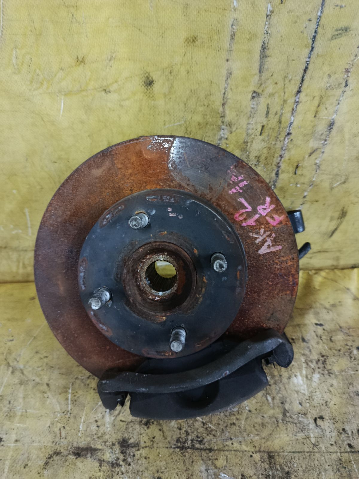 Ступица на Nissan March AK12 CR12DE Фото 2