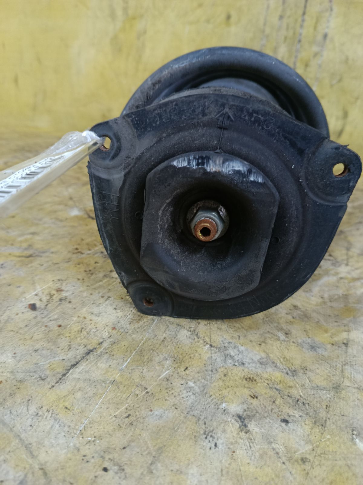Стойка амортизатора 54302-1VA1A на Nissan Serena FC26 MR20DD Фото 2
