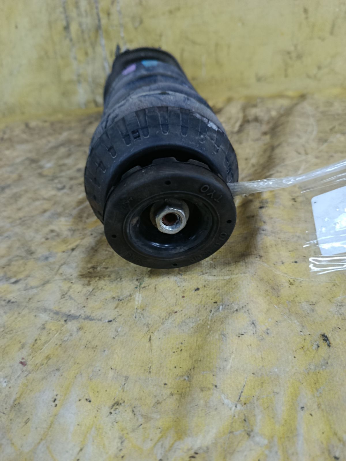 Стойка амортизатора 51610-T6G-N100 на Honda N-Wgn JH1 S07A Фото 2