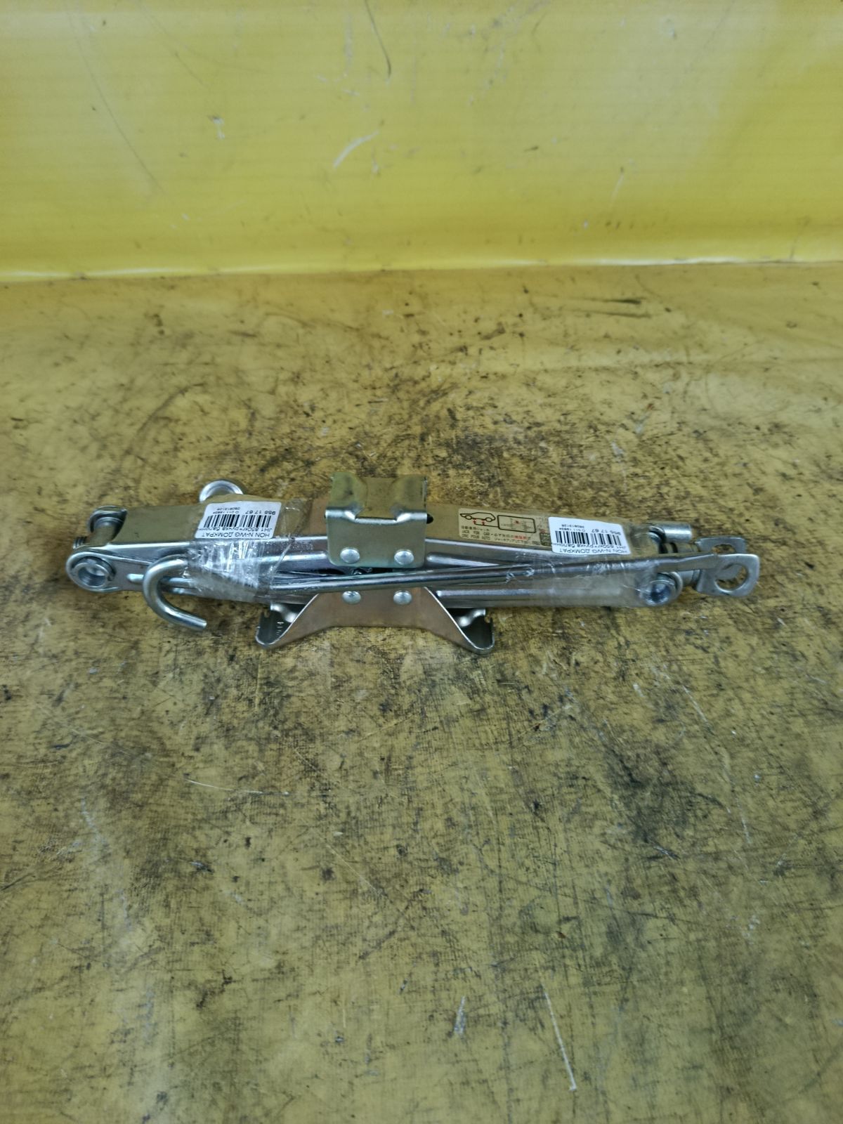 Домкрат на Honda N-Wgn JH1 Фото 1
