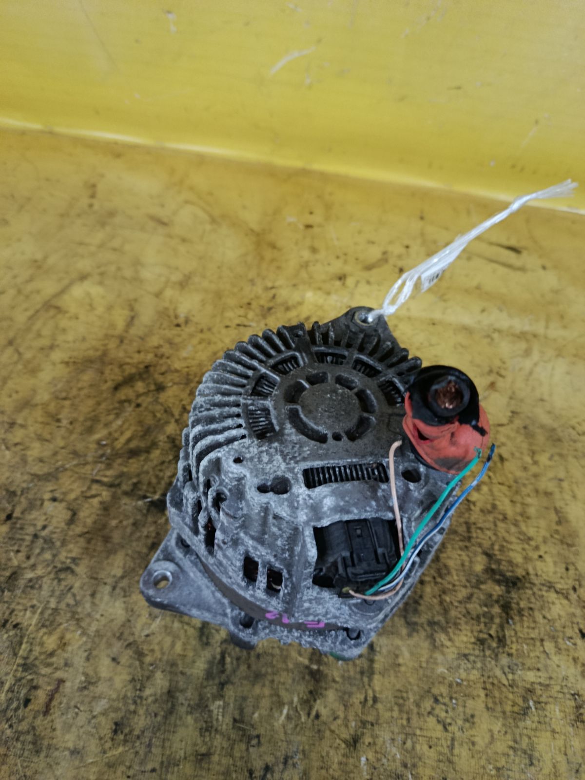 Генератор 23100-3HD1B на Nissan Note E12 HR12DDR Фото 2