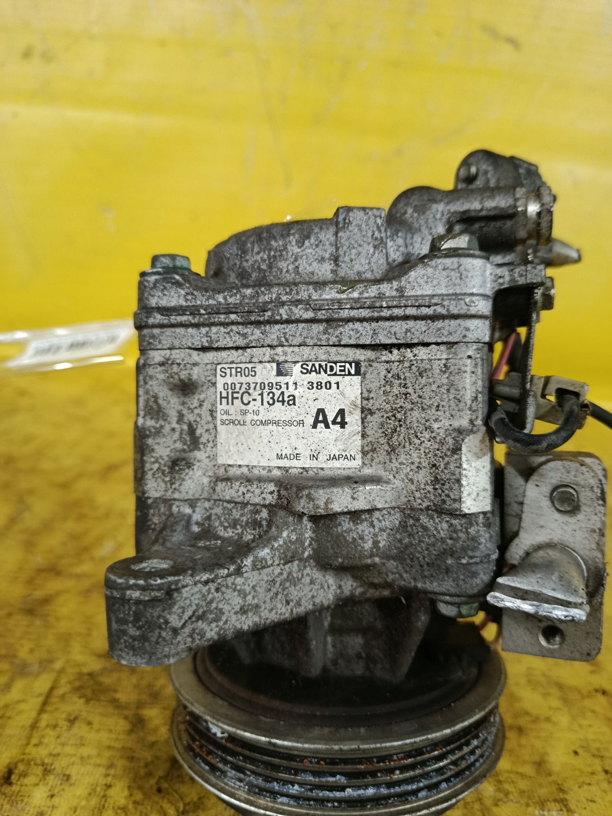 Компрессор кондиционера на Honda N-Wgn JH1 S07A Фото 2