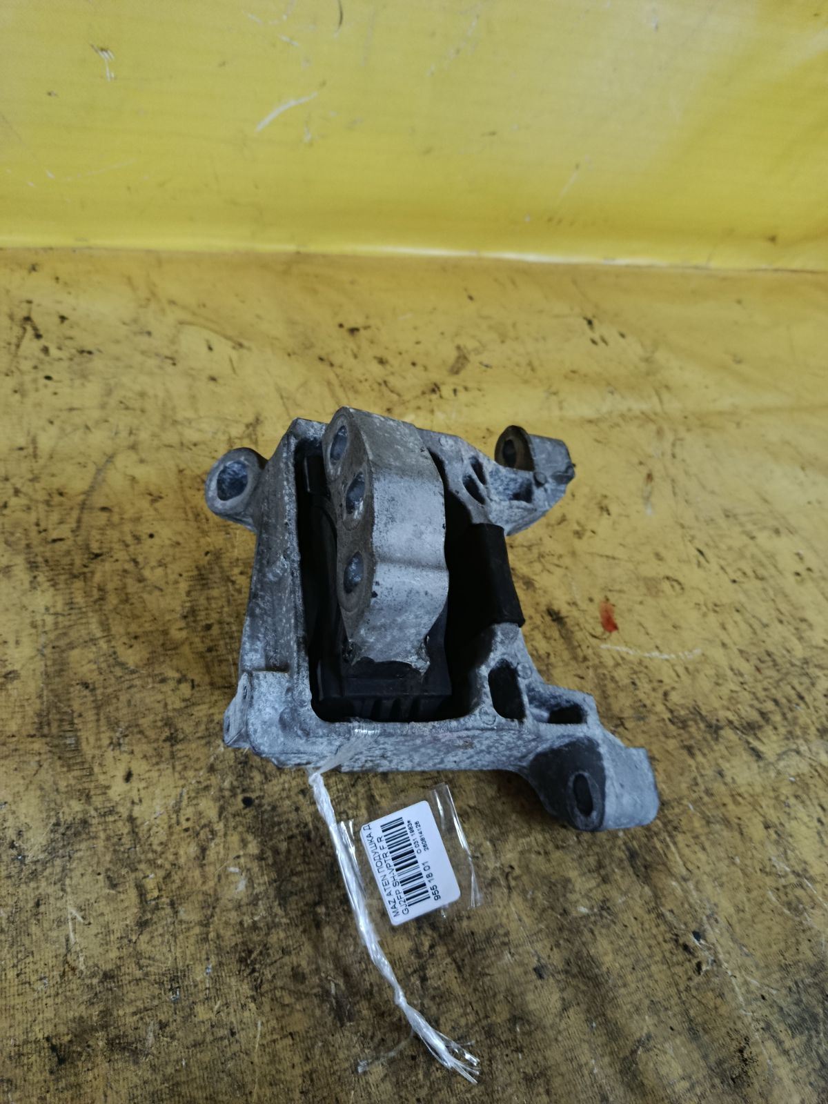 Подушка двигателя на Mazda Atenza GJ2FP SH-VPTR Фото 1