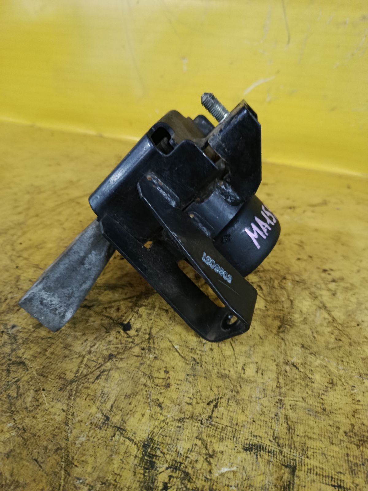 Подушка двигателя на Suzuki Solio MA15S K12B Фото 3