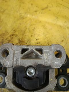 Подушка двигателя 6G92-7M121-NF-9 на Volvo V70 BW Фото 4