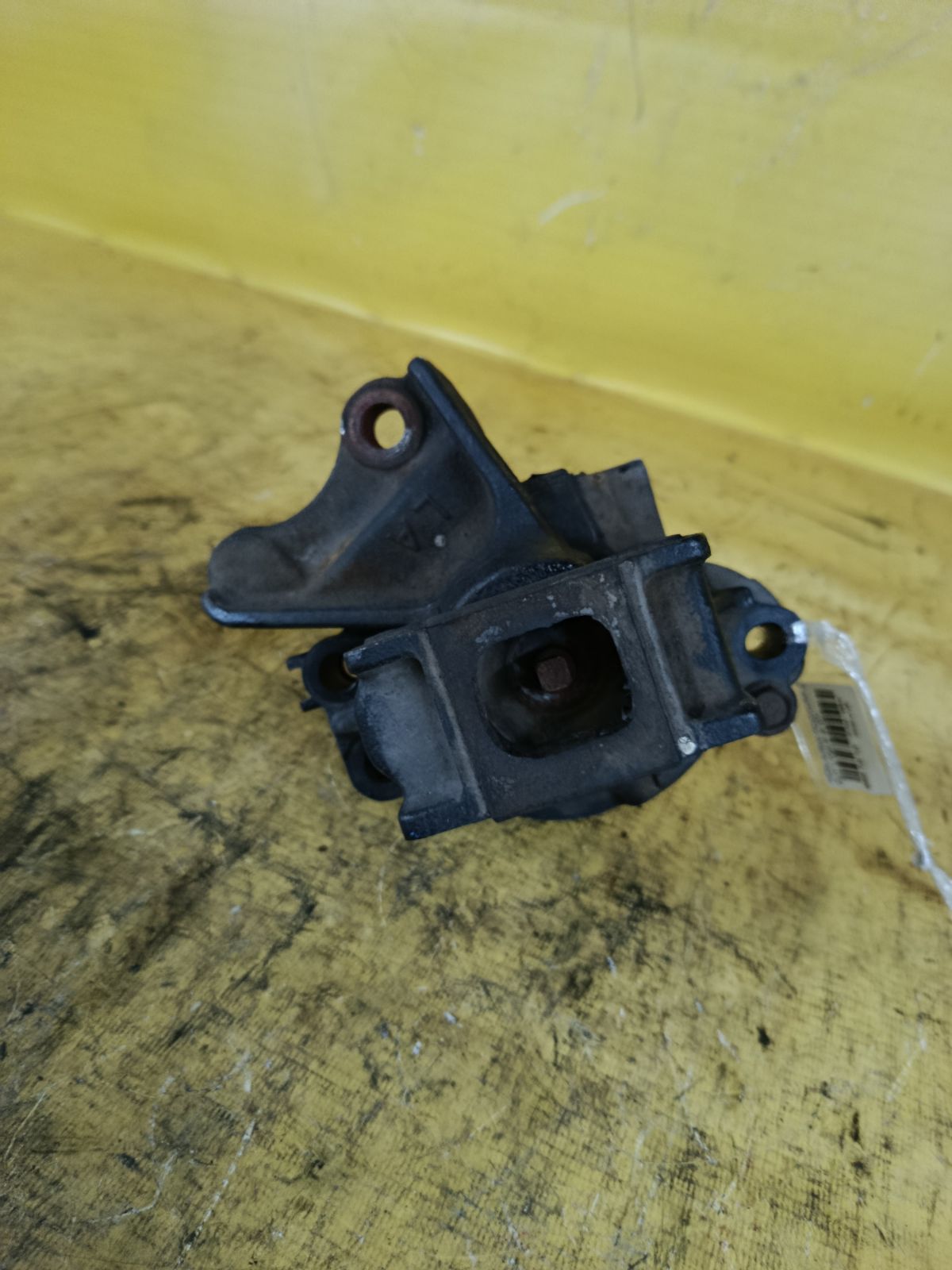 Подушка двигателя на Honda Airwave GJ1 L15A Фото 2