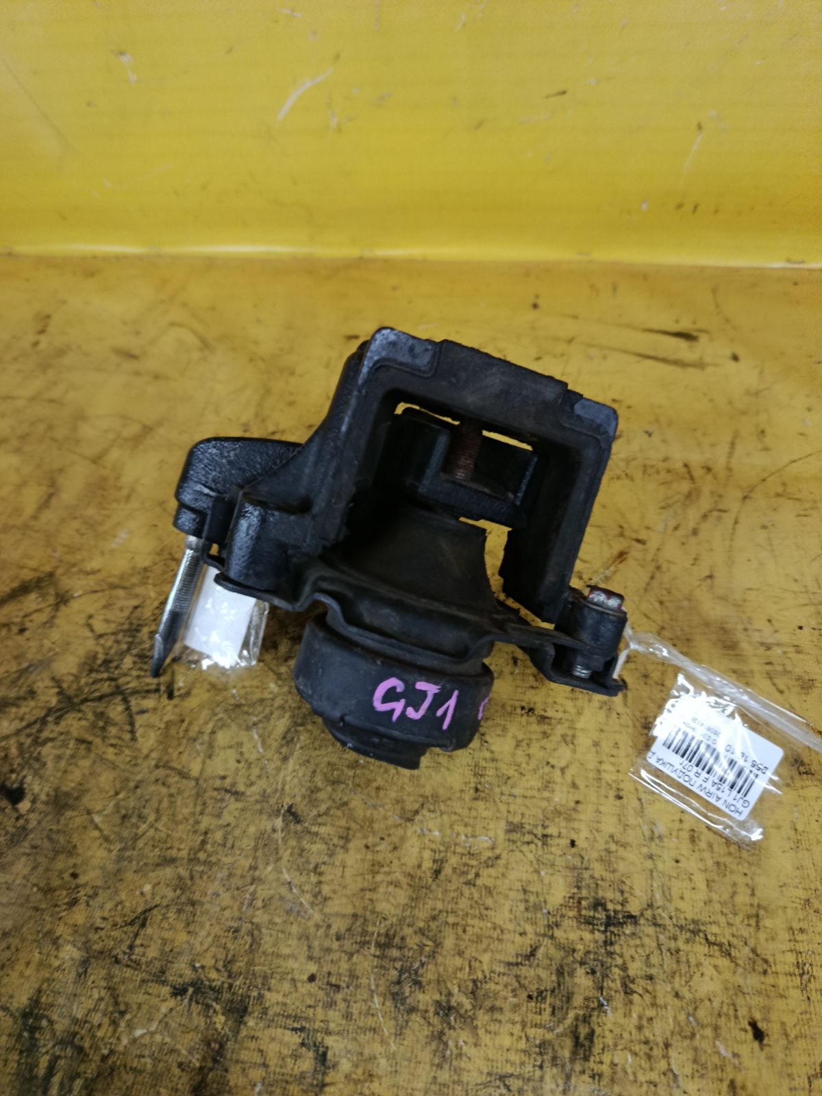 Подушка двигателя на Honda Airwave GJ1 L15A Фото 3