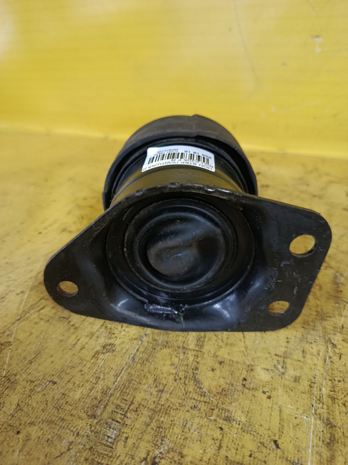 Подушка двигателя на Honda Stepwgn RG1 K20A Фото 3