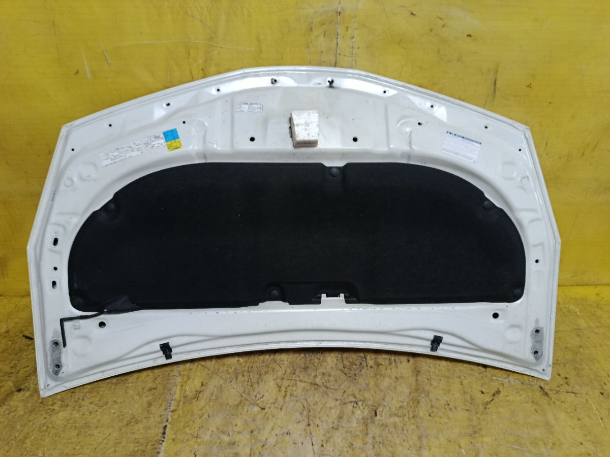 Капот на Toyota Prius Alpha ZVW40W Фото 2