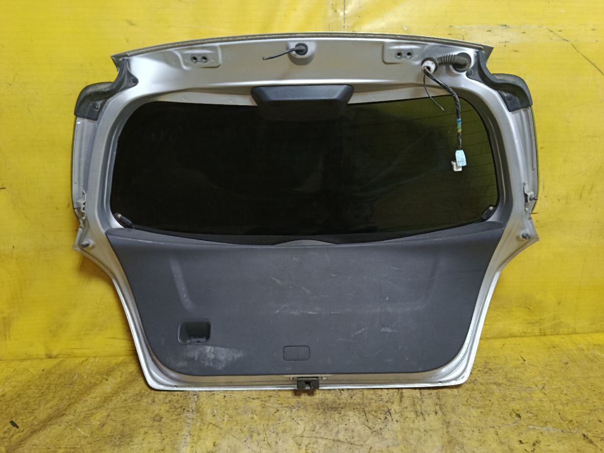 Дверь задняя на Toyota Vitz SCP90 Фото 4
