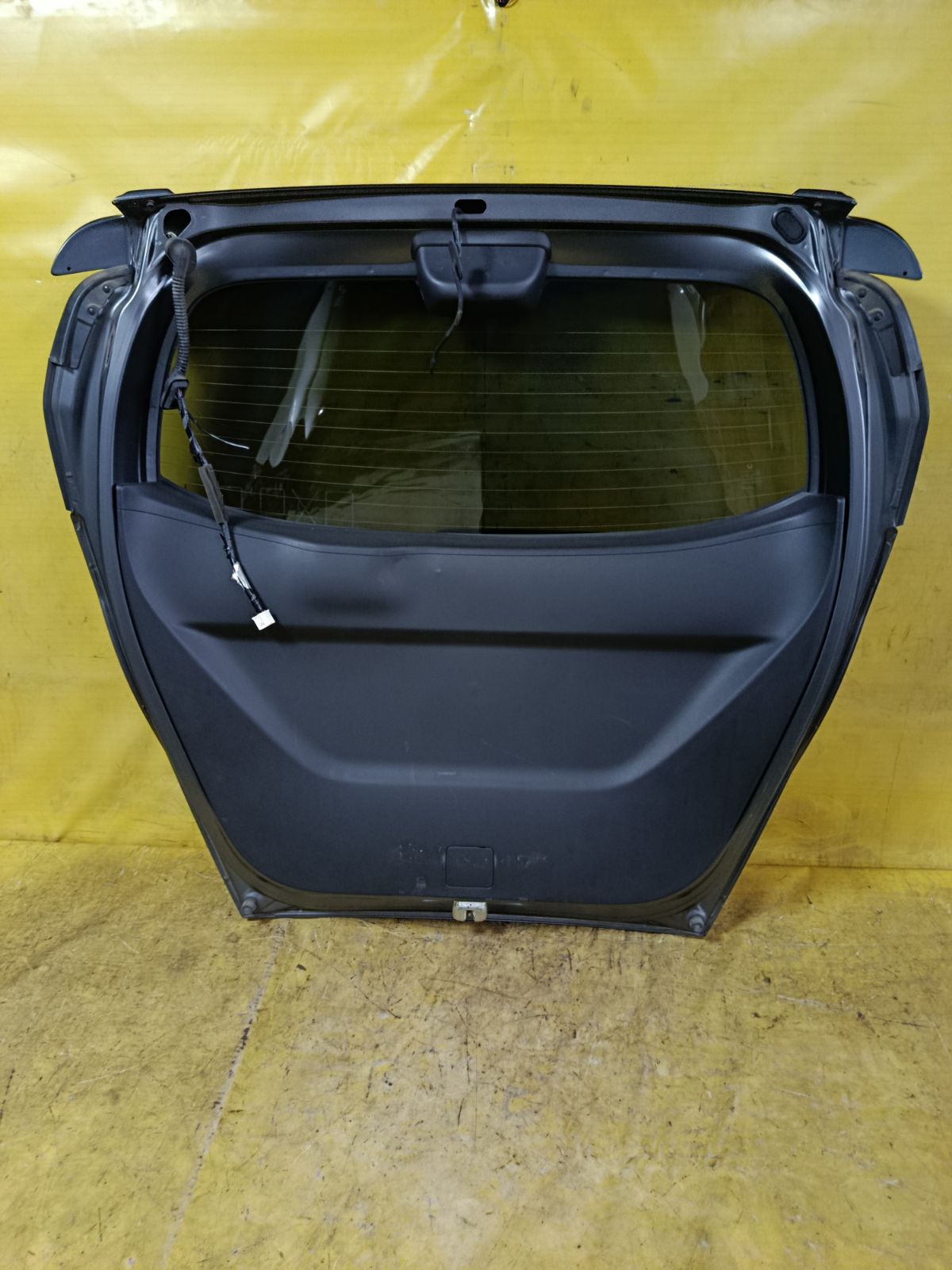 Дверь задняя на Honda Freed GB3 Фото 2