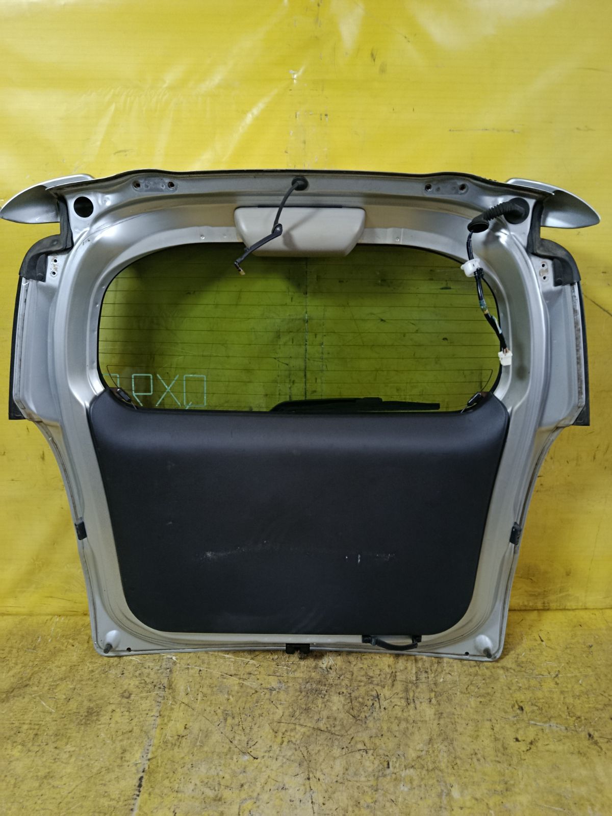 Дверь задняя на Toyota Ractis NCP100 Фото 4