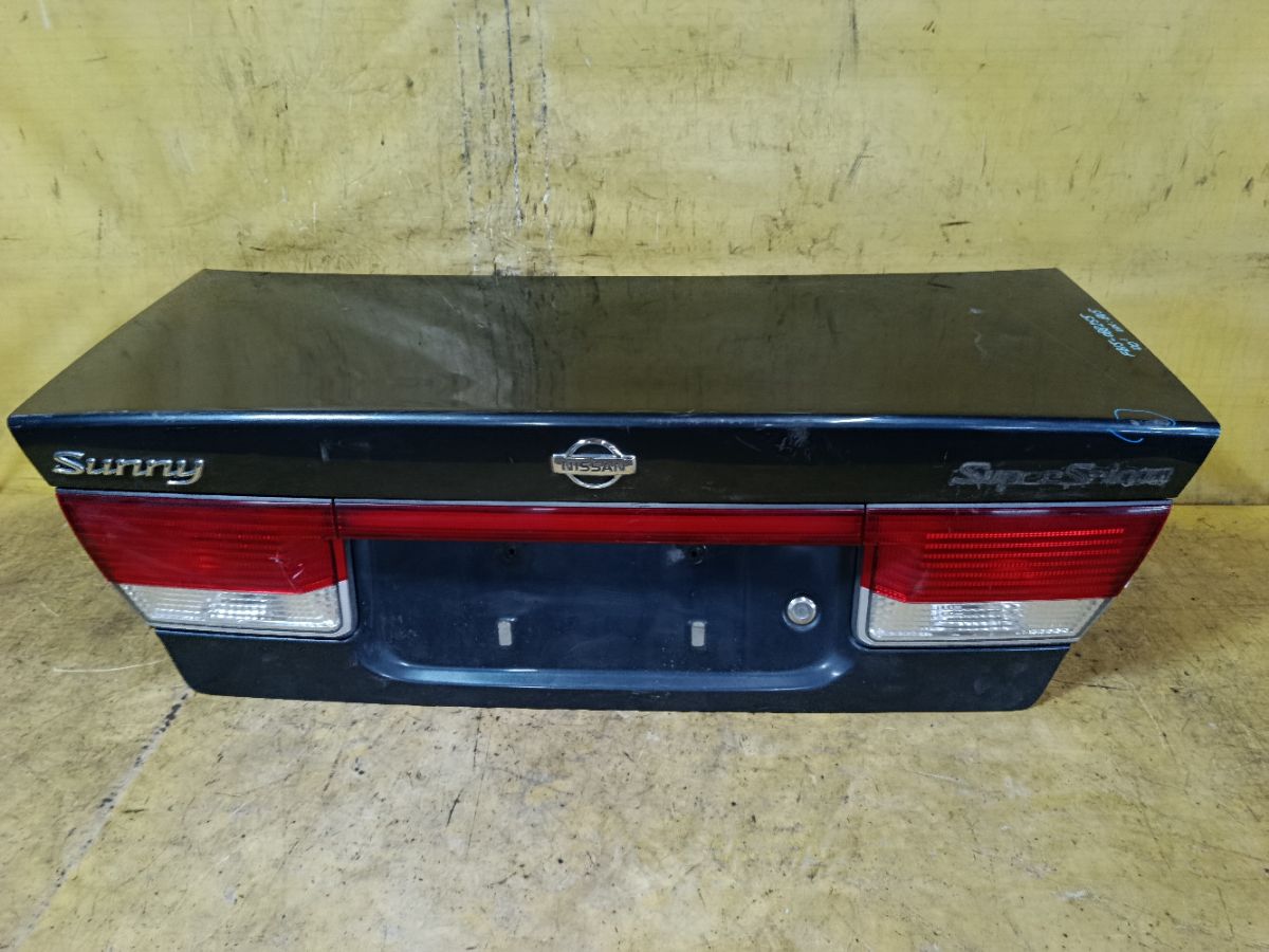 Крышка багажника 4845B 4845B на Nissan Sunny FB15 Фото 1