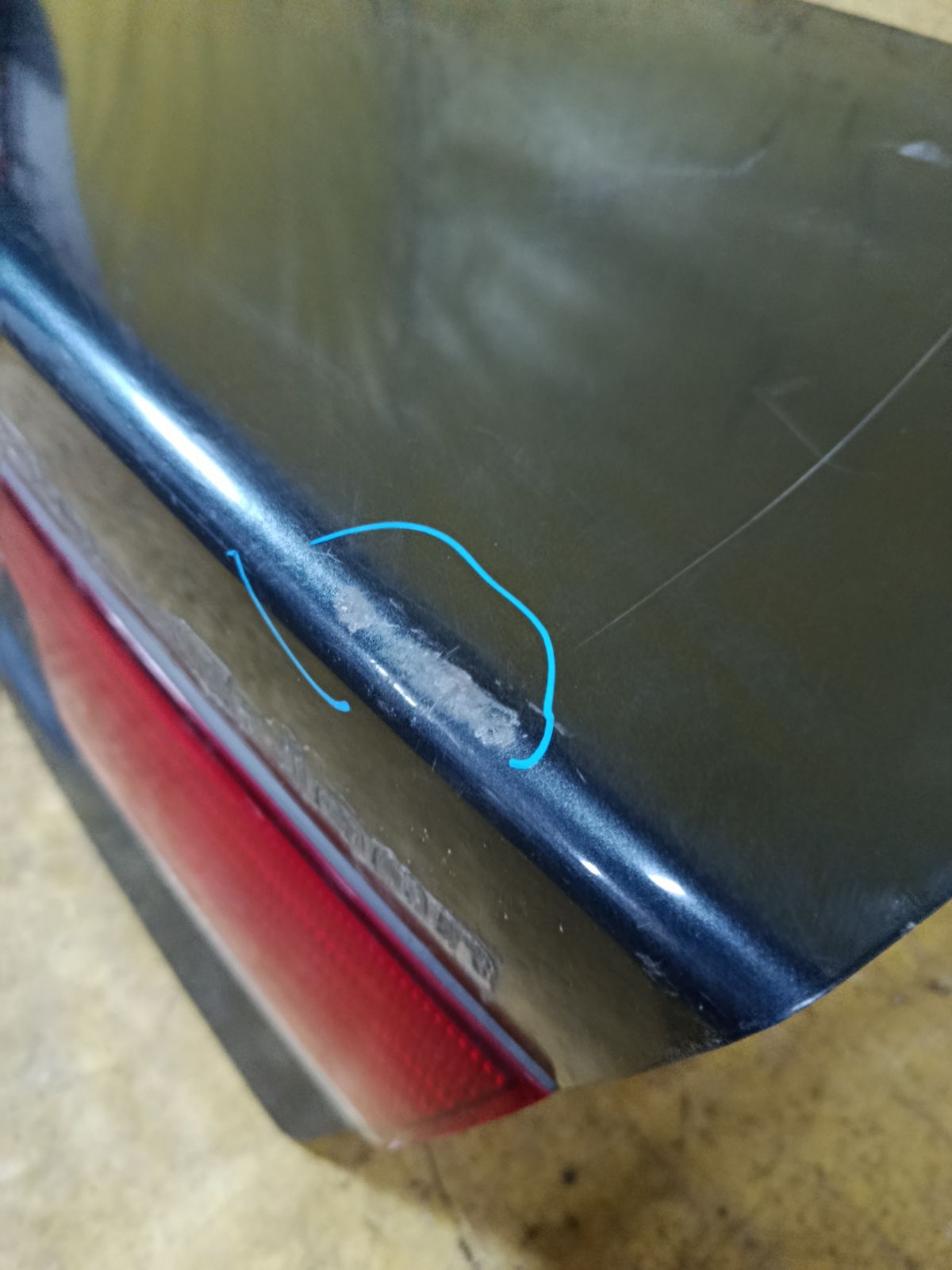 Крышка багажника 4845B 4845B на Nissan Sunny FB15 Фото 2