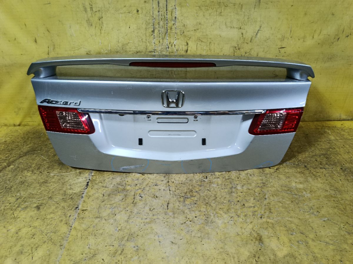 Крышка багажника P7479 P7479 на Honda Accord CU1 Фото 1