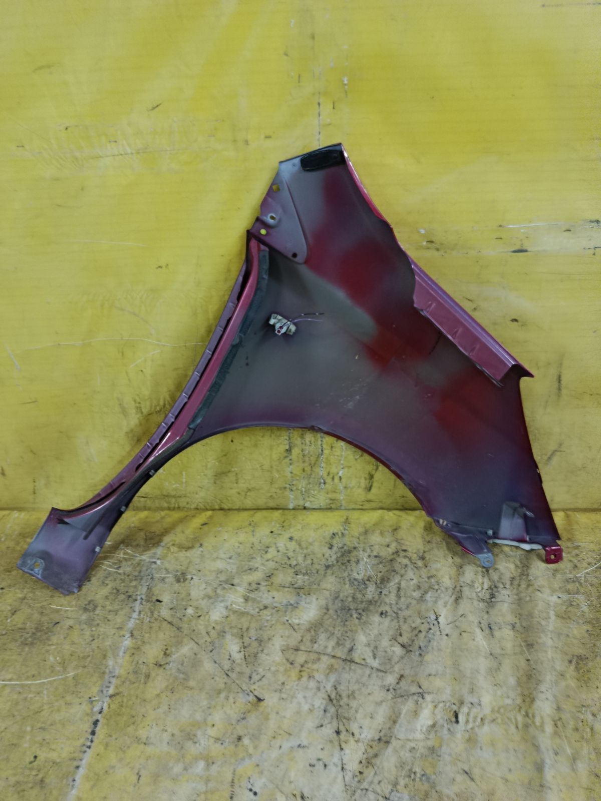 Крыло переднее на Nissan Note NE11 Фото 4