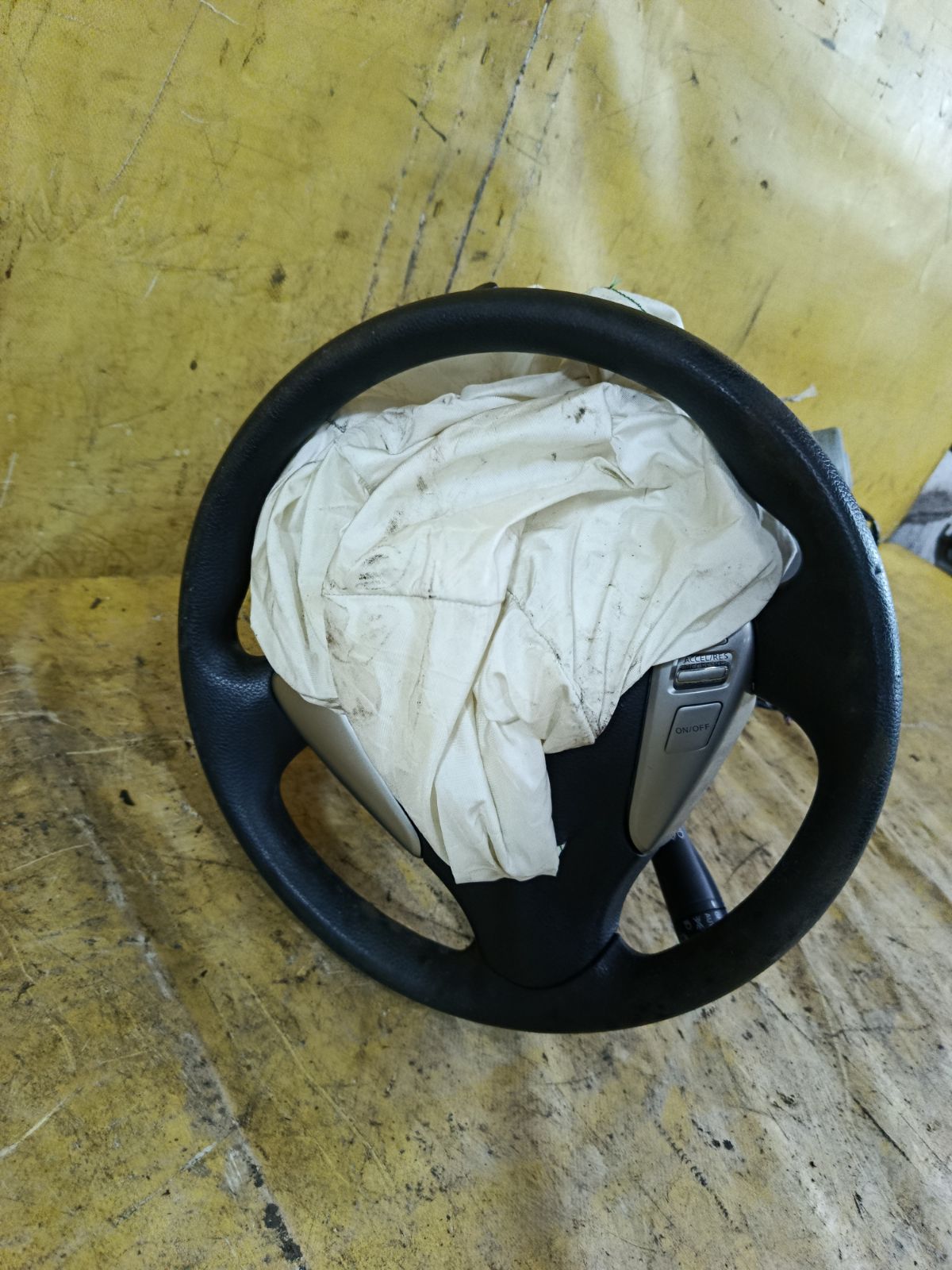 Рулевая колонка на Nissan Serena C26 Фото 4