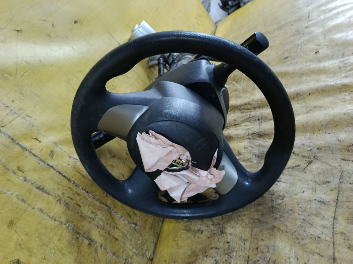 Рулевая колонка на Nissan March K13 Фото 3