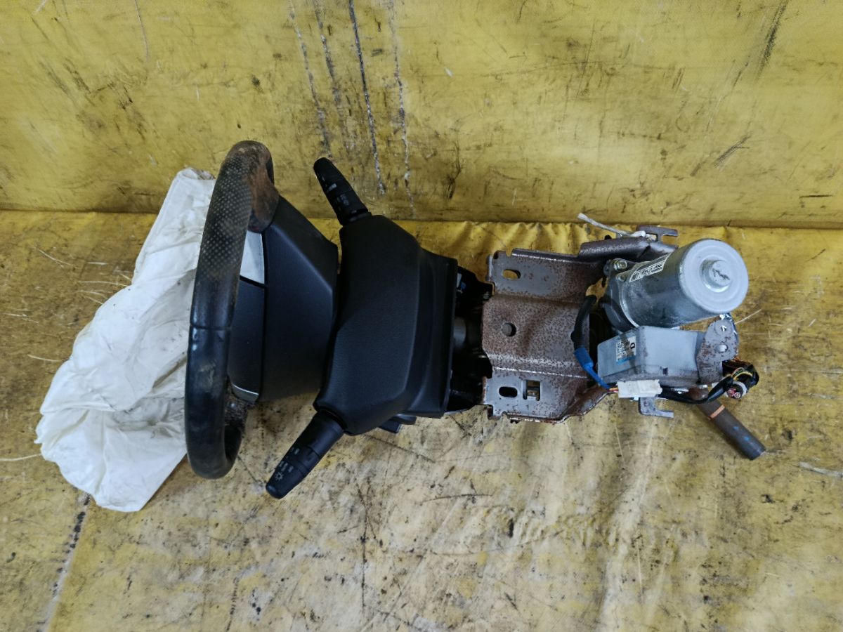Рулевая колонка на Nissan Note E11 Фото 2