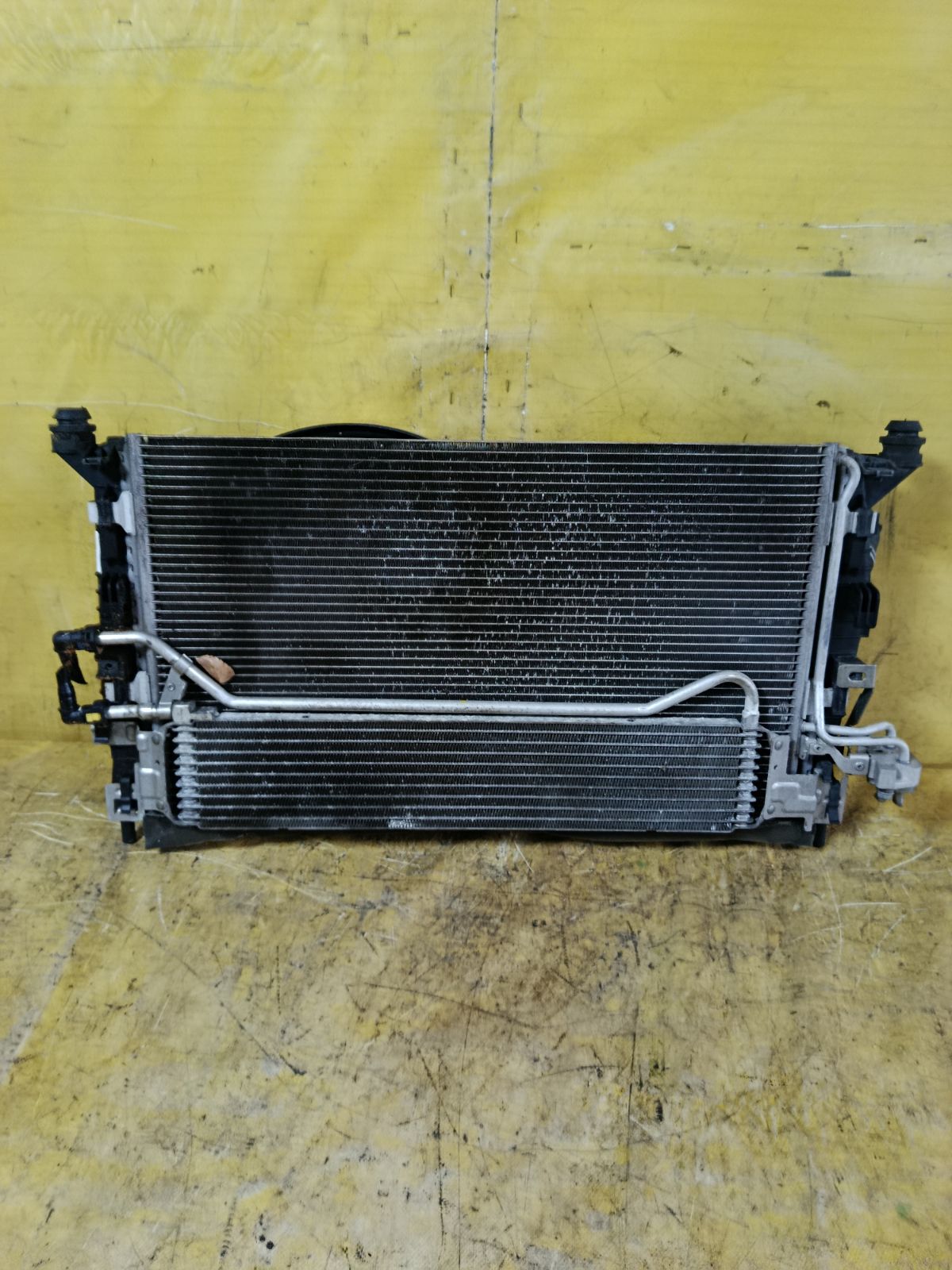 Радиатор ДВС 3M5H-8005-RK, 3M5H-8C607-VE на Volvo V50 MW B4204S3 Фото 1