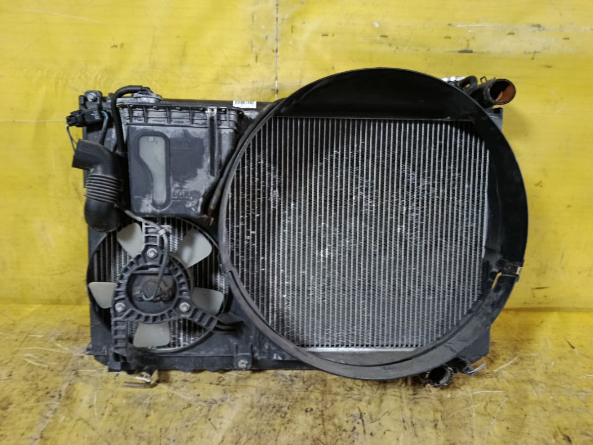 Радиатор ДВС на Toyota Crown JZS171 1JZ-FSE Фото 2