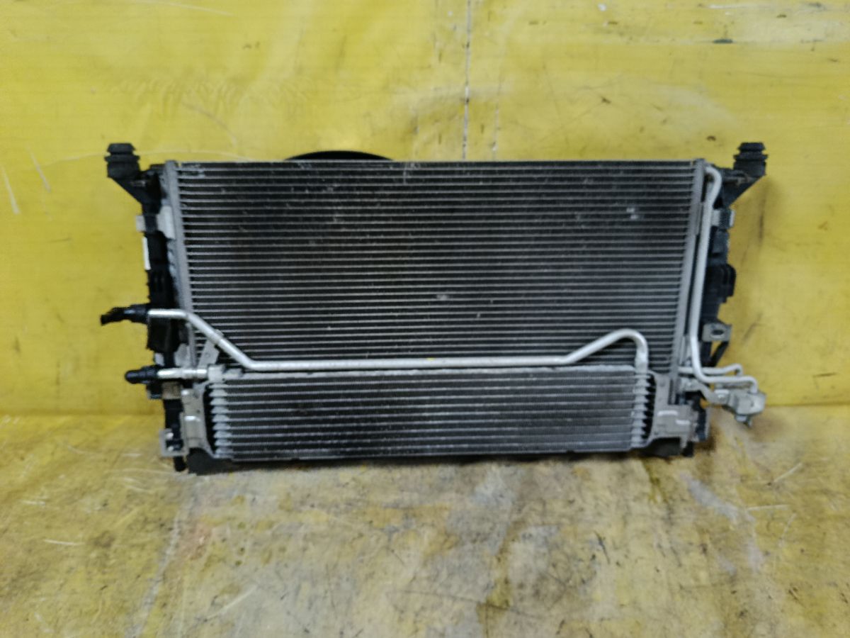 Радиатор ДВС 3M5H-8C607-VE, 1137328365, 3M5H-8005-RK на Volvo V50 MW B4204S3 Фото 1