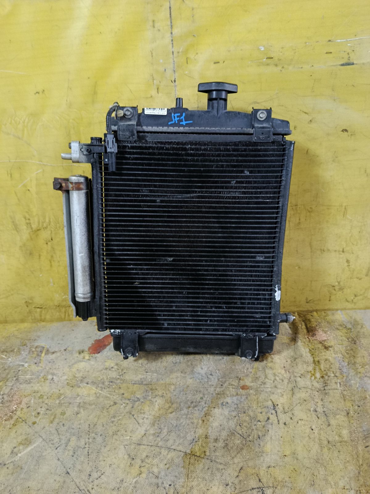 Радиатор ДВС на Honda N-Box JF1 S07A Фото 1