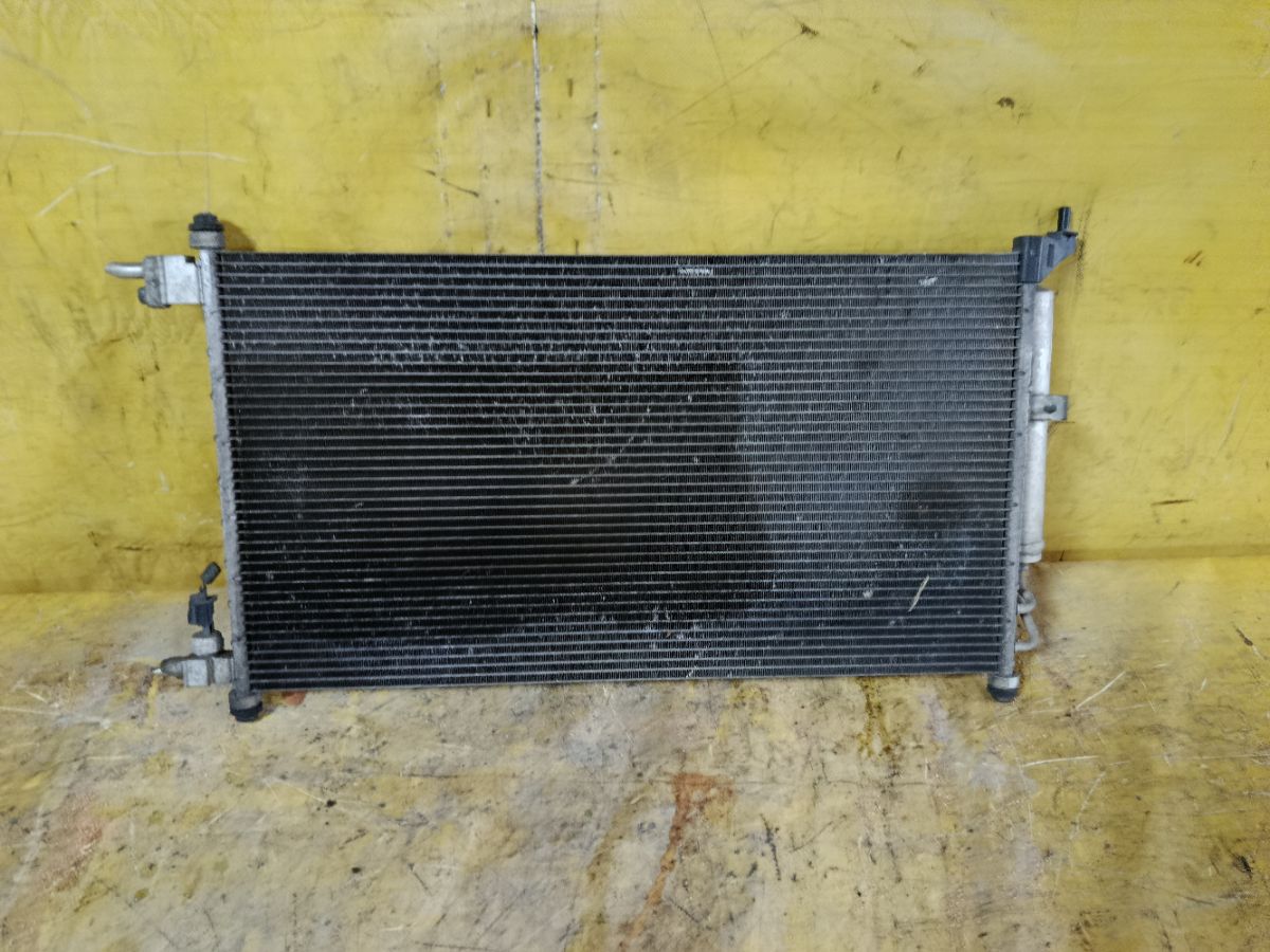 Радиатор кондиционера 92110 1U600, 92110 ED000, FX-267-3170, TD-267-3170 на Nissan Note E11 HR15DE Фото 2