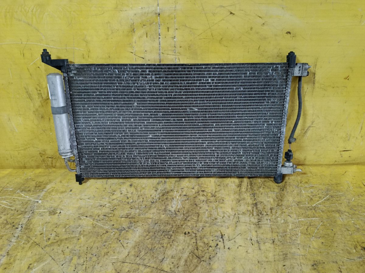 Радиатор кондиционера 92110 1U600, 92110 ED000, FX-267-3170, TD-267-3170 на Nissan Tiida C11 HR15DE Фото 1