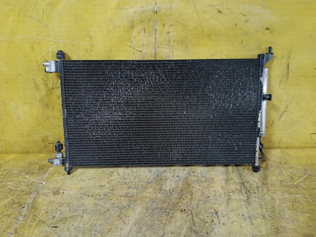 Радиатор кондиционера 92110 1U600, 92110 ED000, FX-267-3170, TD-267-3170 на Nissan Tiida C11 HR15DE Фото 2