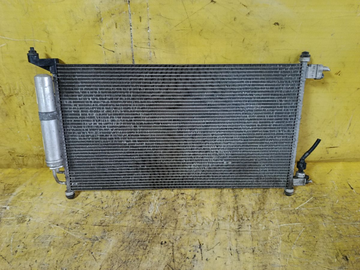 Радиатор кондиционера 92110 1U600, 92110 ED000, FX-267-3170, TD-267-3170 на Nissan Tiida C11 HR15DE Фото 1