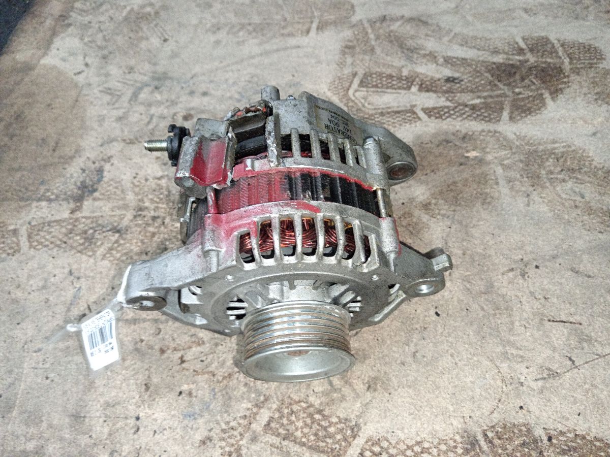 Генератор на Nissan Almera N16 QG16DE Фото 1