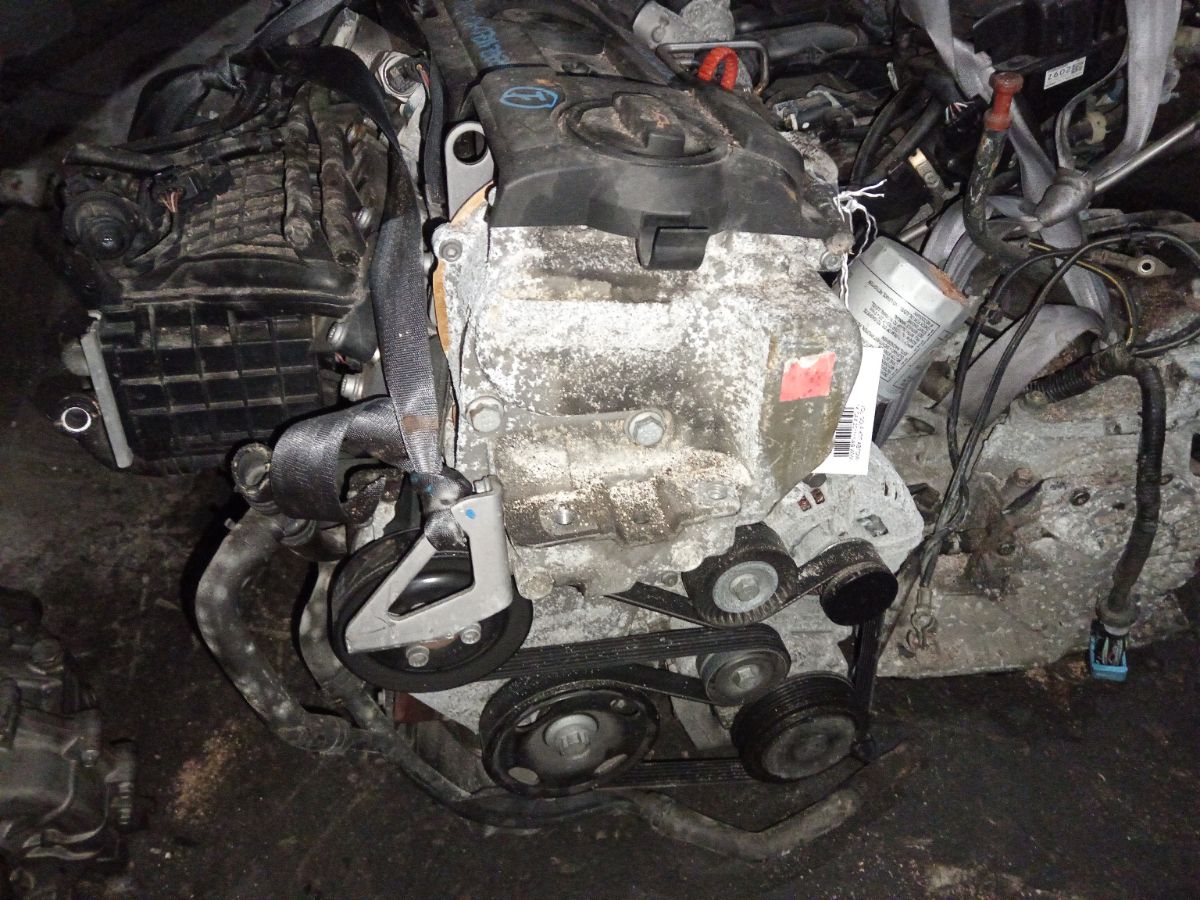 Двигатель на Volkswagen Golf V 1K CAX Фото 1