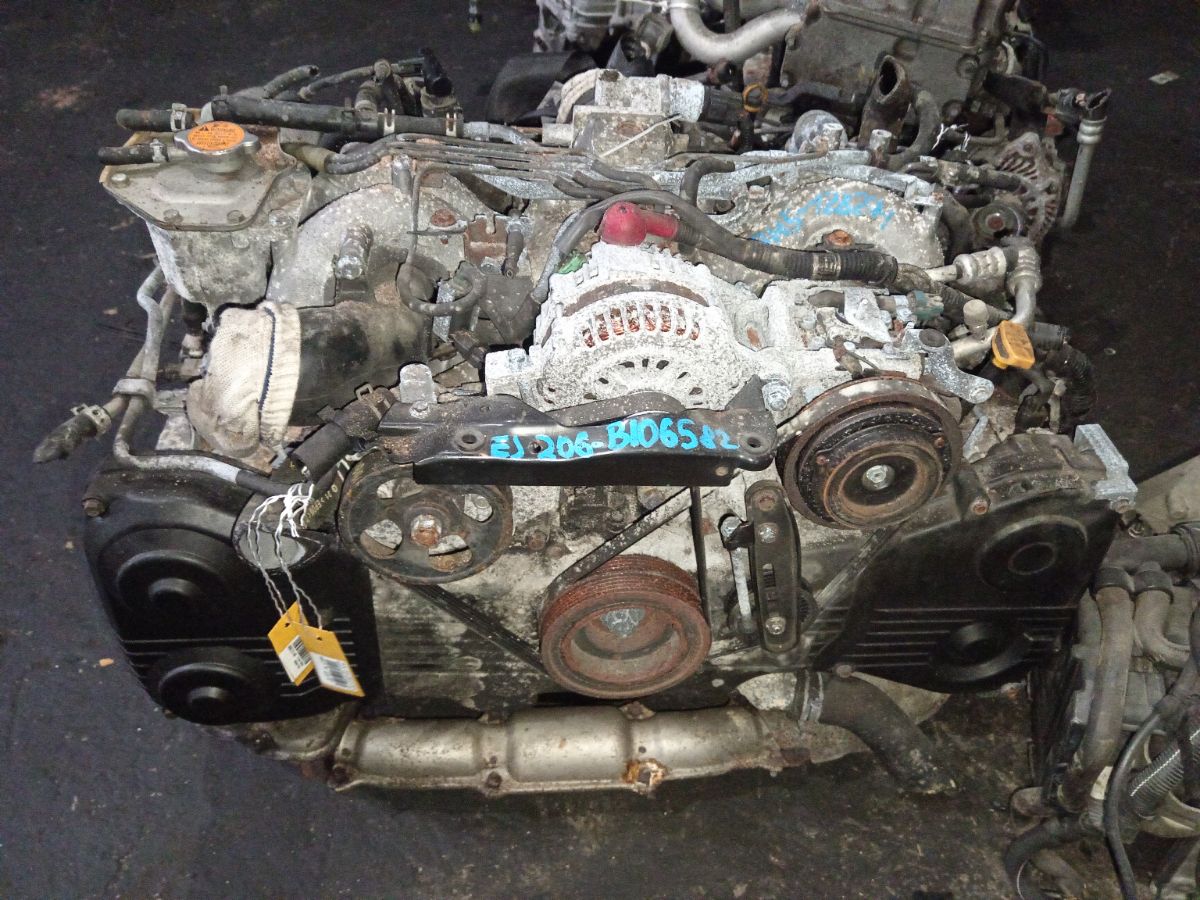 Двигатель на Subaru Legacy Wagon BH5 EJ206 Фото 1