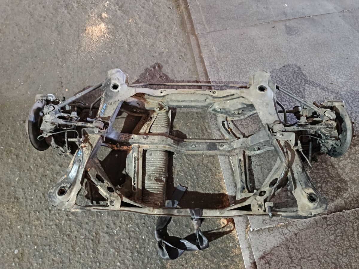 Балка подвески на Honda Accord CL7 K20A Фото 6