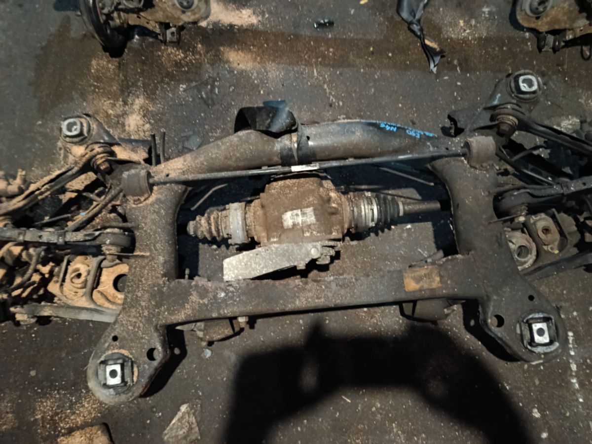 Балка подвески на Bmw 3-Series E90-PG56 N46B20BD Фото 2