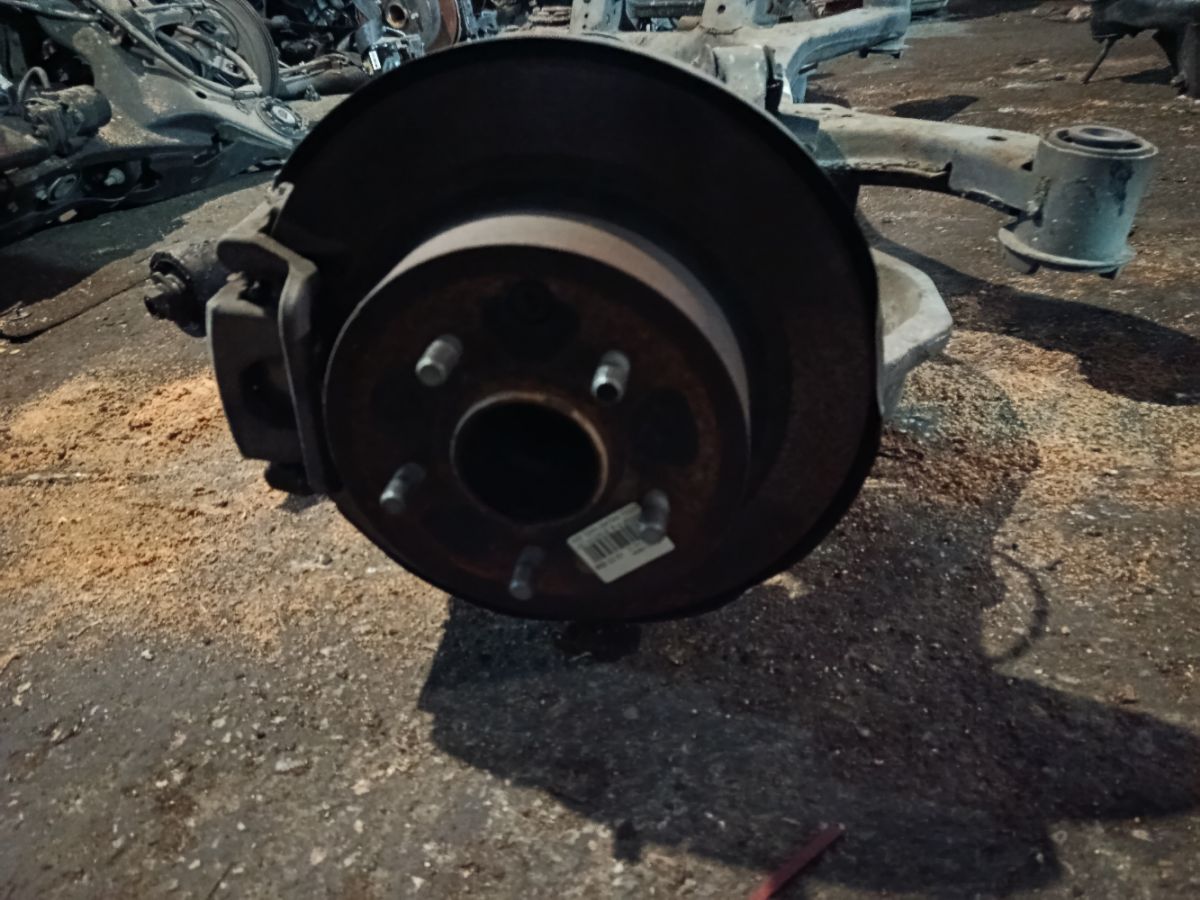 Балка подвески на Nissan Teana J32 VQ25DE Фото 4