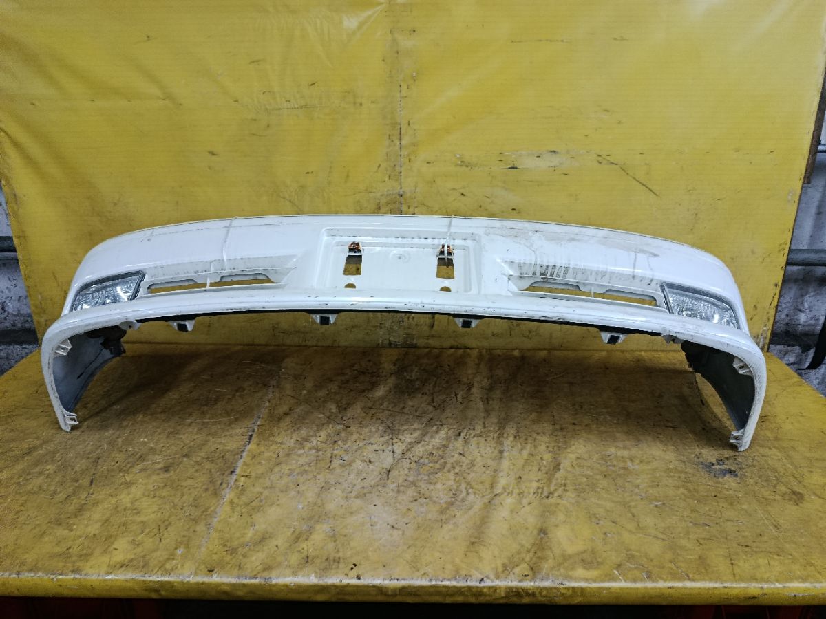 Бампер 30-269 30-269,52119-30460 на Toyota Crown JZS171 Фото 2