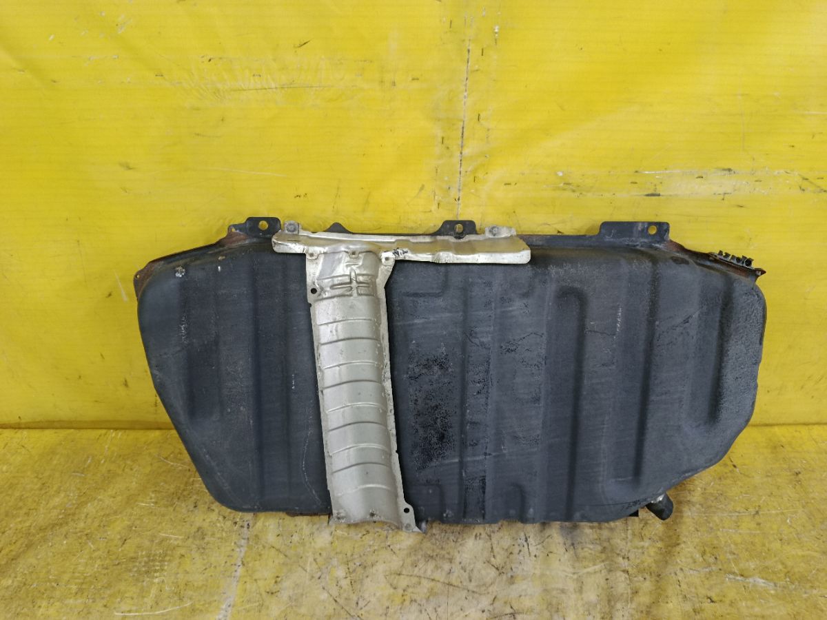 Бак топливный 77001-28532, 77001-44030, 77001-44031, 77001-44032 на Toyota Noah AZR60G 1AZ-FSE Фото 4