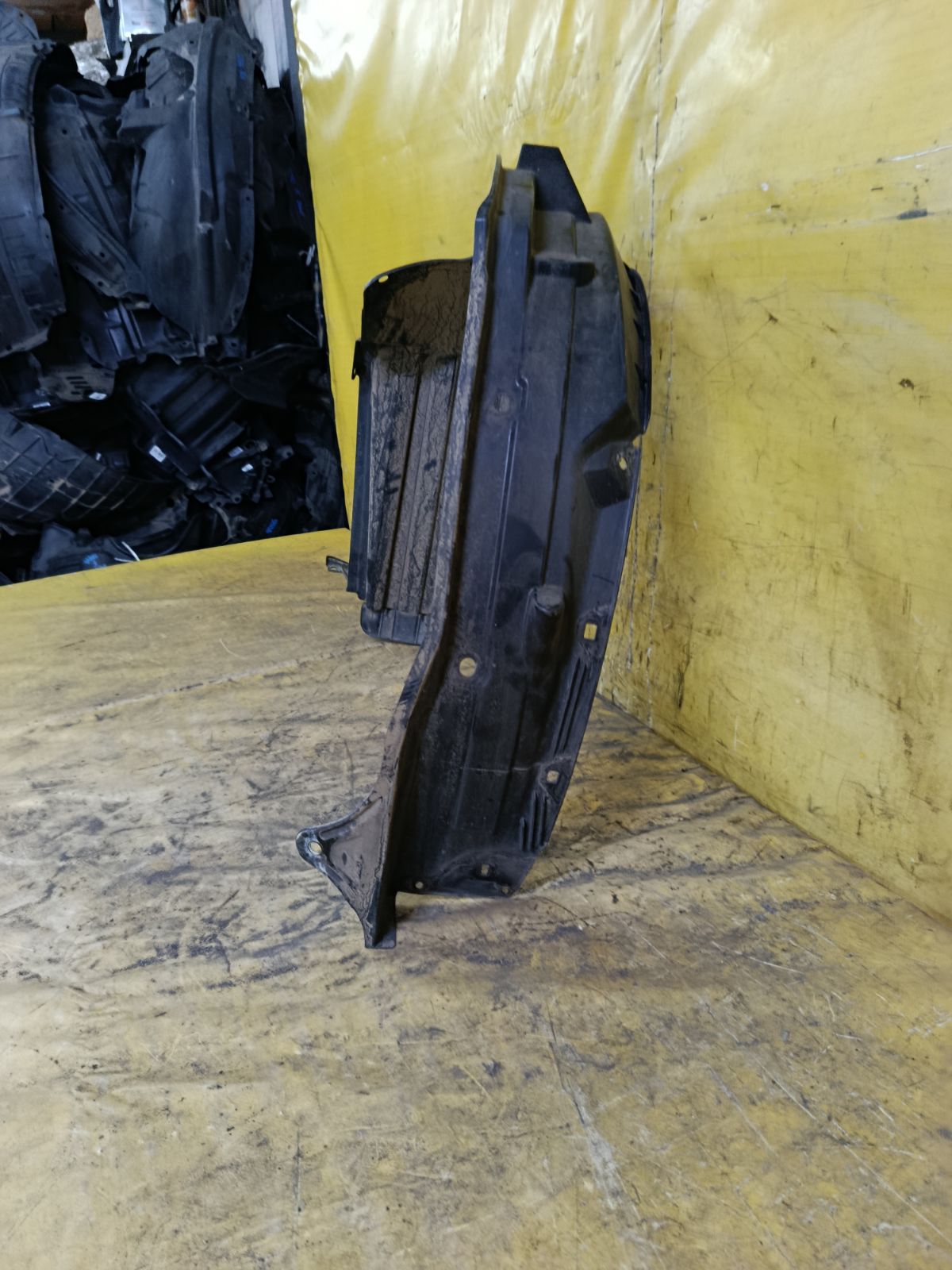 Подкрылок 74101-SZW-00 на Honda Stepwgn RK5 R20A Фото 6