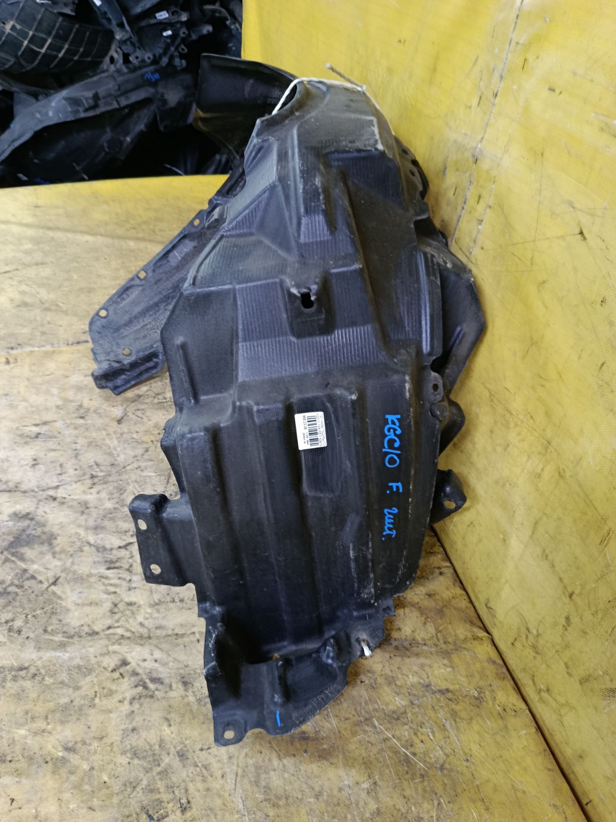 Подкрылок 53876-B1020, 53875-B1020 на Toyota Passo KGC10 1KR-FE Фото 2