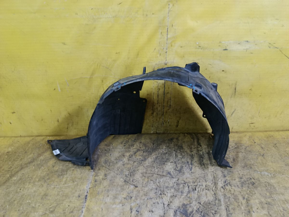 Подкрылок 63843-ED05D на Nissan Tiida C11 HR15DE Фото 4