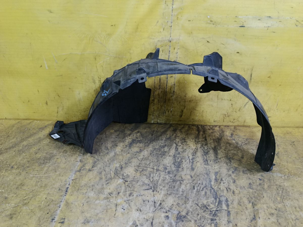Подкрылок 63843-1U600, 212629, 2711FL-1B, 2711FL1, 2711FL1T, 63841-9U20A, 63841-9U20B, 63843-9U000, 915.NS11115L, 974591, DS11174AL, IK-1217, ST-DTE1-016L-2 на Nissan Note E11 HR15DE Фото 1
