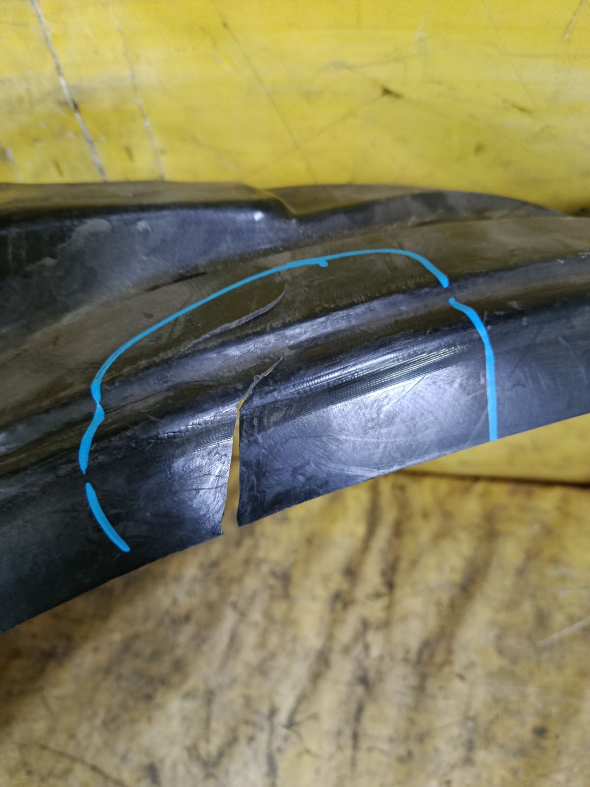 Подкрылок 5370A071, 5370A953 на Mitsubishi Outlander CW5W 4B12 Фото 3
