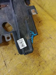 Подкрылок 53875-28201 на Toyota Voxy ZRR70G 3ZR-FAE Фото 3