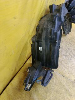 Подкрылок 53876-28251 на Toyota Voxy ZRR70G 3ZR-FAE Фото 2