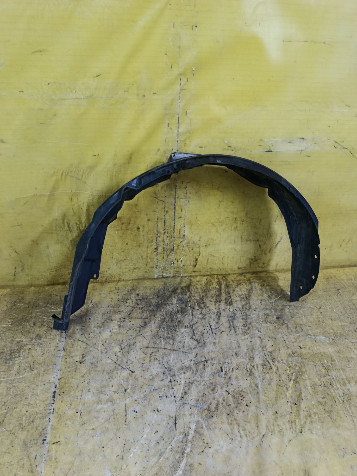 Подкрылок 5370A071, 5370A953 на Mitsubishi Outlander CW5W 4B12 Фото 1